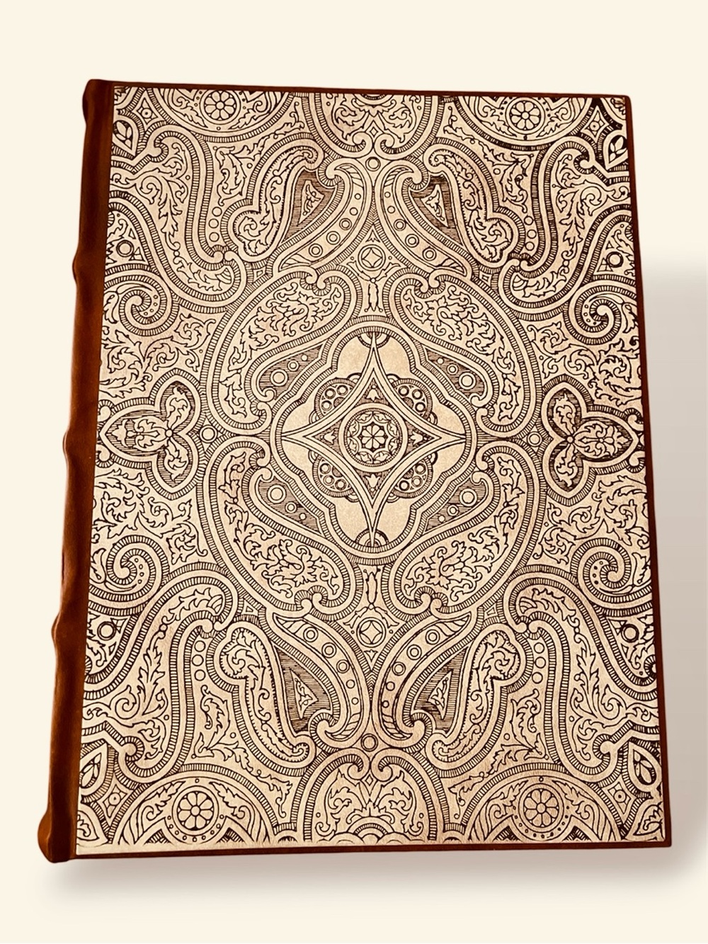 Italian Leather Bound Scrapbook / Photo Album 12x12
Brown & Cream
